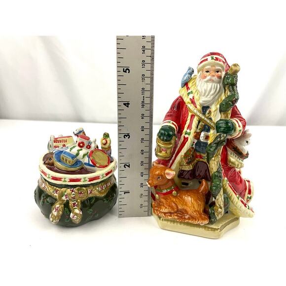 Studio Nova Woodland Holly Santa Claus Sack Salt & Pepper Set - Picture 3 of 15